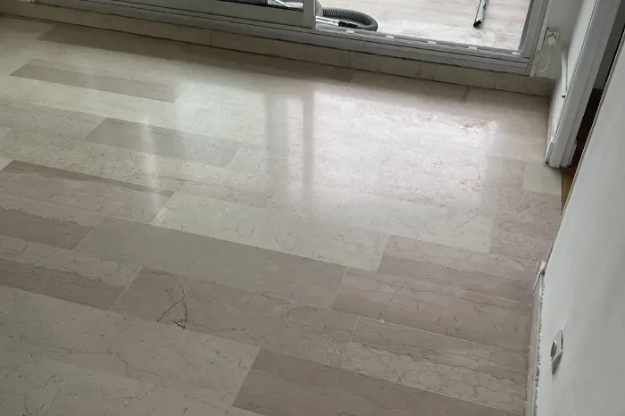 Marbre sol avant réfection